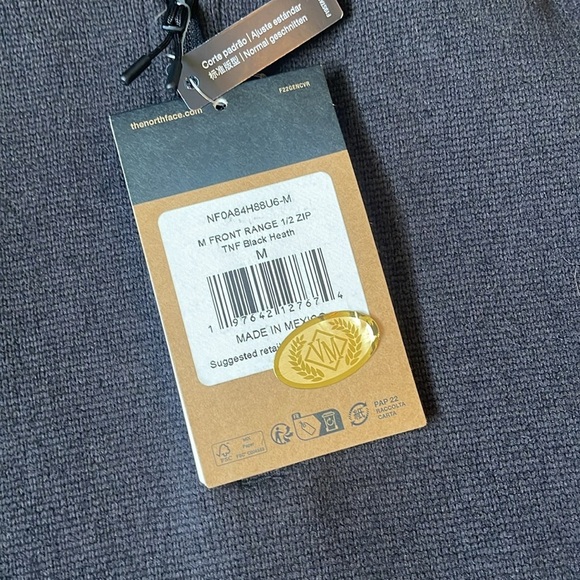 New with tag The North Face Gray Fleece Pullover size medium 1/2 zip front range - Picture 4 of 5